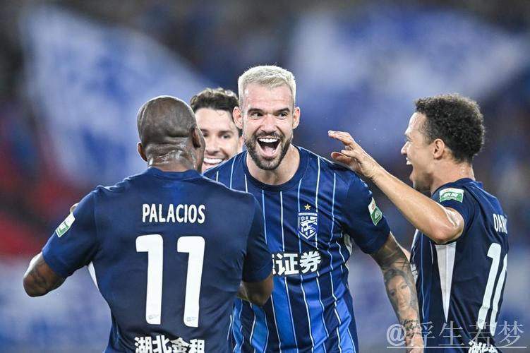绍尔破门多点开花 武汉三镇大胜青岛海牛